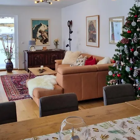 בקתה Tyrol Purelife *